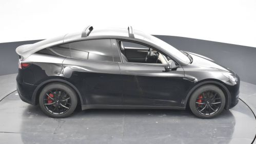 2022 Tesla Model Y 7SAYGDEF5NF568288