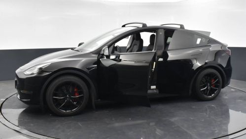 2022 Tesla Model Y 7SAYGDEF5NF568288