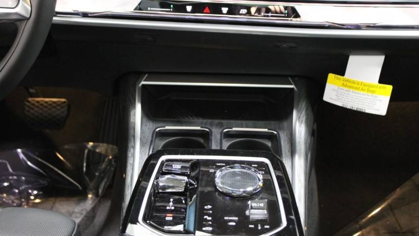 2024 BMW i7 WBY43EJ0XRCR57914