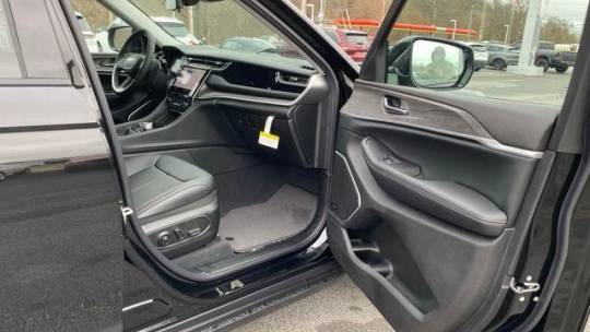 2024 Jeep Grand Cherokee 1C4RJYB63R8957242