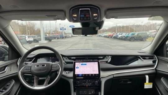 2024 Jeep Grand Cherokee 1C4RJYB63R8957242