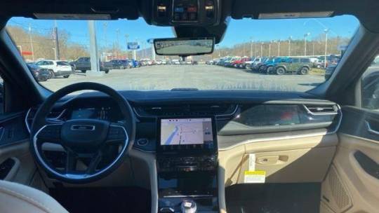 2024 Jeep Grand Cherokee 1C4RJYB66RC712156