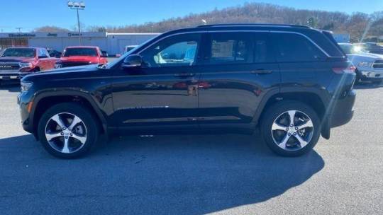 2024 Jeep Grand Cherokee 1C4RJYB66RC712156