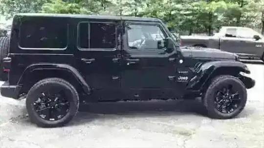 2024 Jeep Wrangler 1C4RJXP6XRW121023