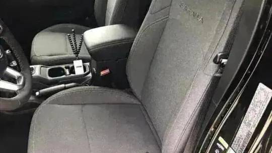 2024 Jeep Wrangler 1C4RJXP6XRW121023