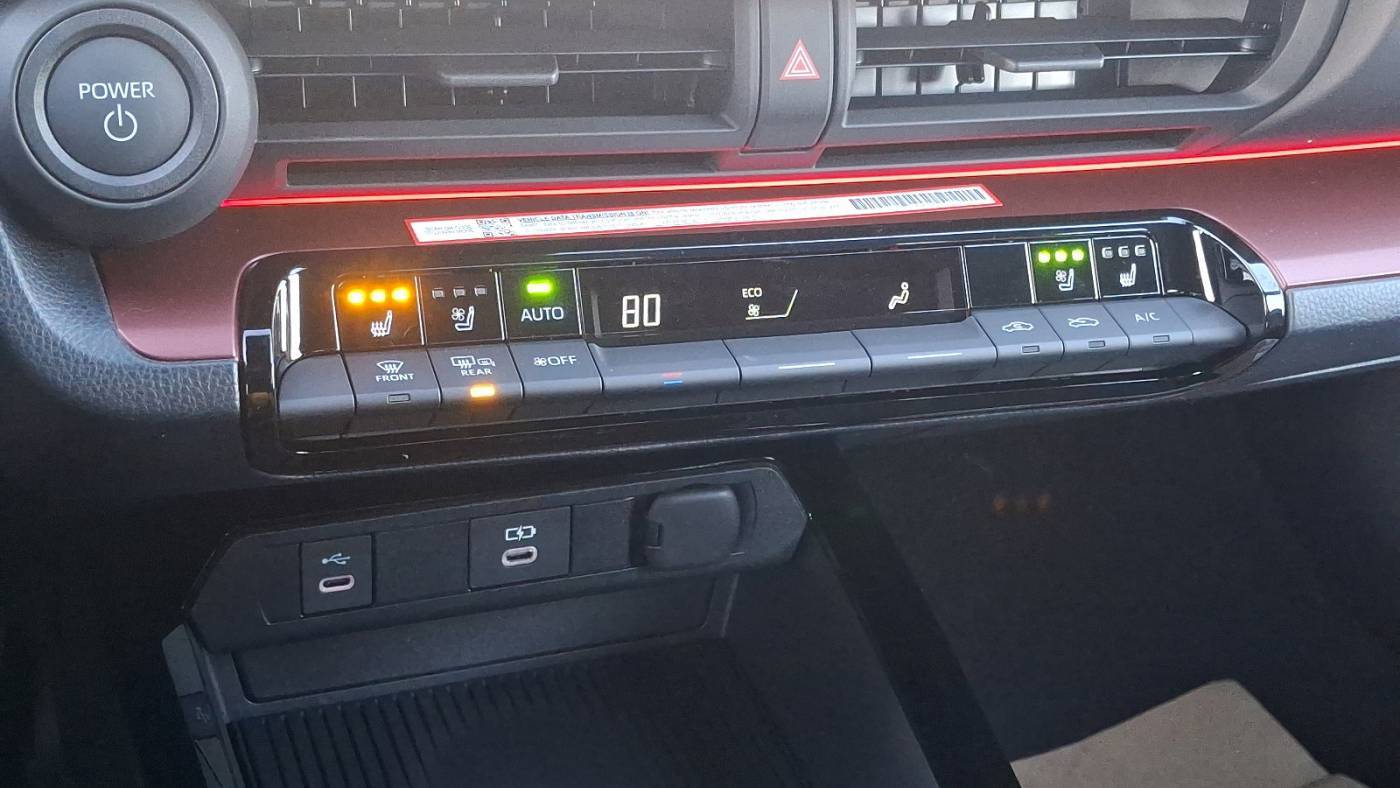2024 Toyota Prius Prime JTDACACU8R3035879