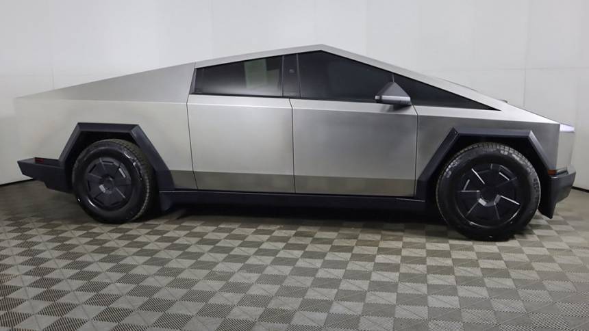 2024 Tesla Cybertruck - Images - 16