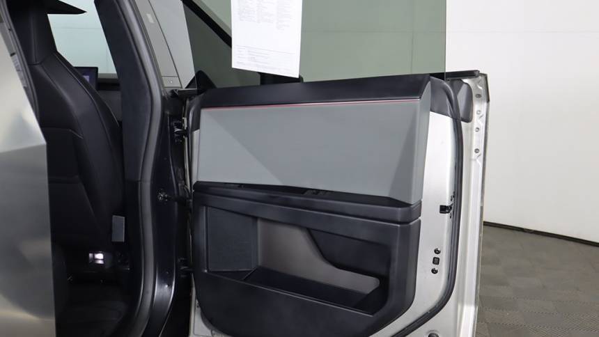 2024 Tesla Cybertruck - Images - 26