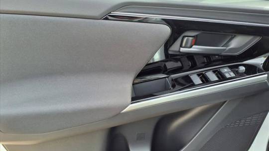 2025 Subaru Solterra JTMABABA2SA093997