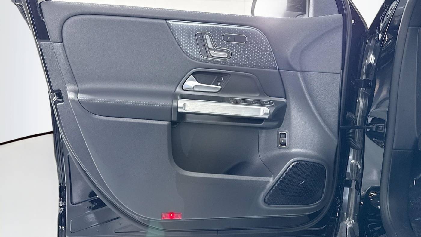 2025 Mercedes EQB W1N9M0CB1SN111096