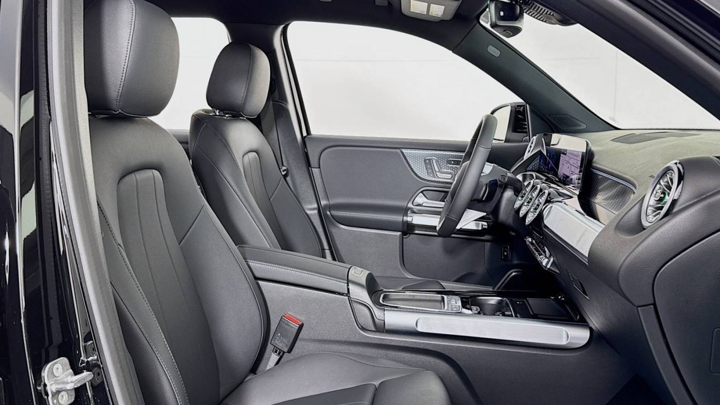 2025 Mercedes EQB W1N9M0CB1SN111096