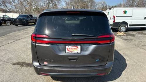 2022 Chrysler Pacifica 2C4RC1L72NR173545