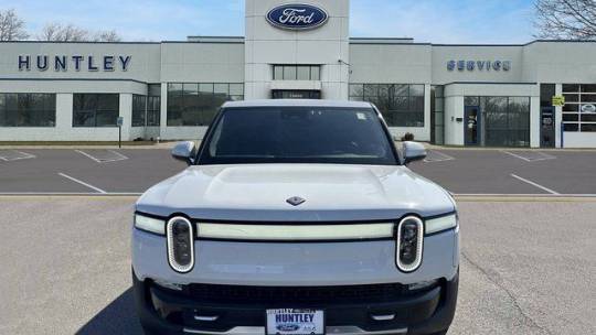 2022 Rivian R1T 7FCTGAAAXNN009024