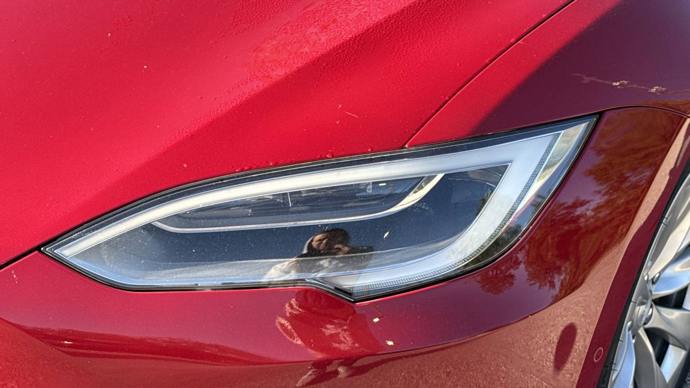 2016 Tesla Model S 5YJSA1E2XGF167970