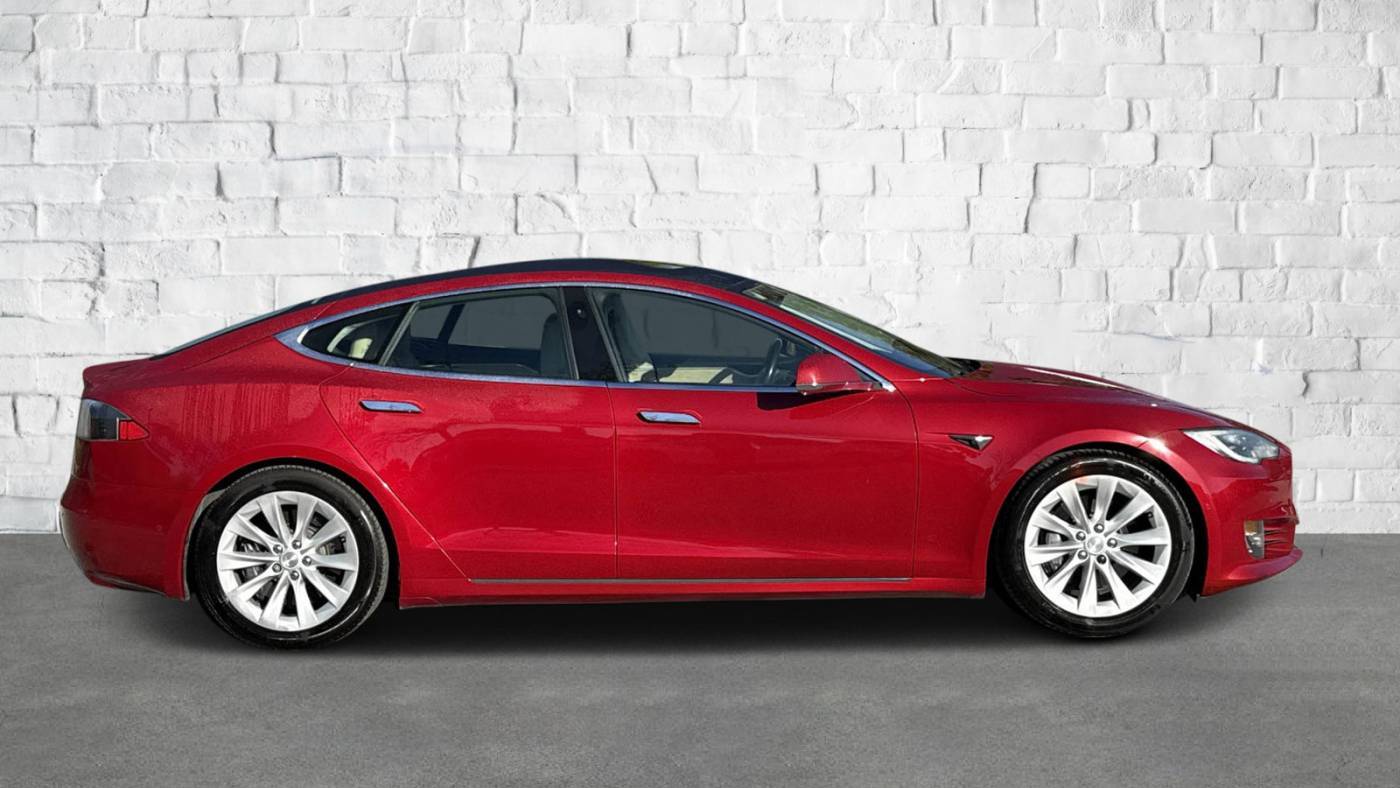 2016 Tesla Model S 5YJSA1E2XGF167970