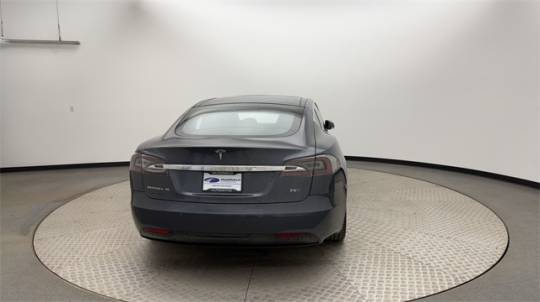 2018 Tesla Model S 5YJSA1E21JF282173