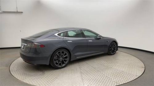 2018 Tesla Model S 5YJSA1E21JF282173