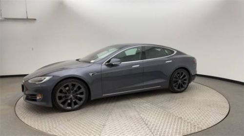 2018 Tesla Model S 5YJSA1E21JF282173