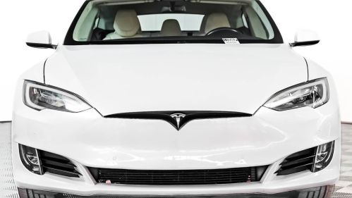 2018 Tesla Model S 5YJSA1E21JF295487