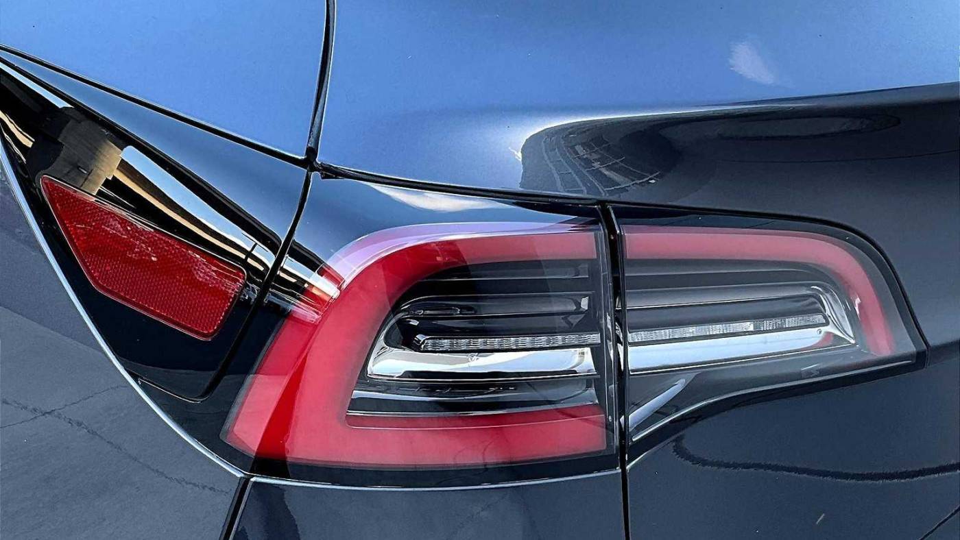 2023 Tesla Model 3 5YJ3E1EA7PF470821