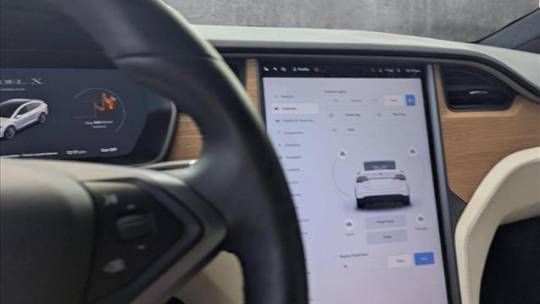 2021 Tesla Model X 5YJXCDE2XMF316004