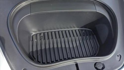 2024 Tesla Model 3 5YJ3E1ET8RF800762