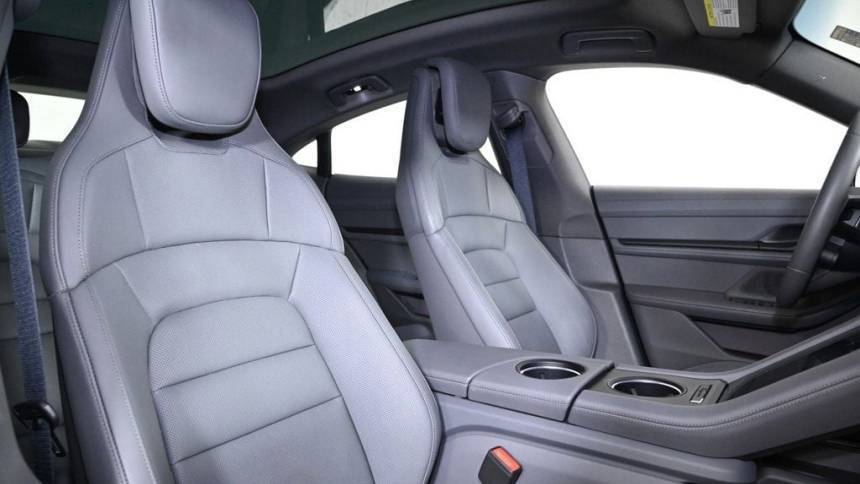 2024 Porsche Taycan - Images - 19