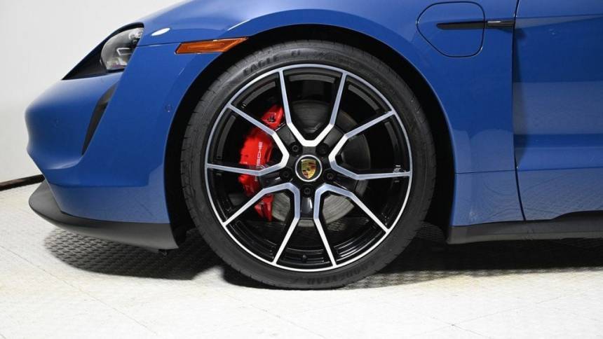 2024 Porsche Taycan - Images - 31