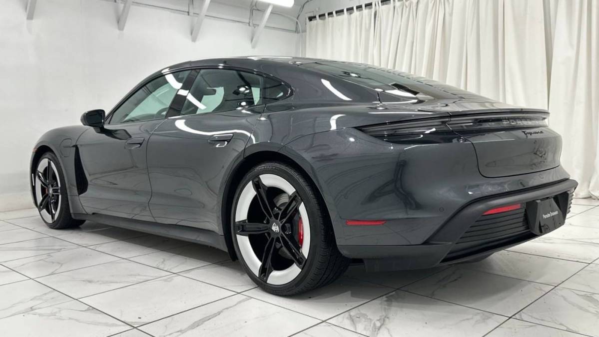 2025 Porsche Taycan - Images - 3