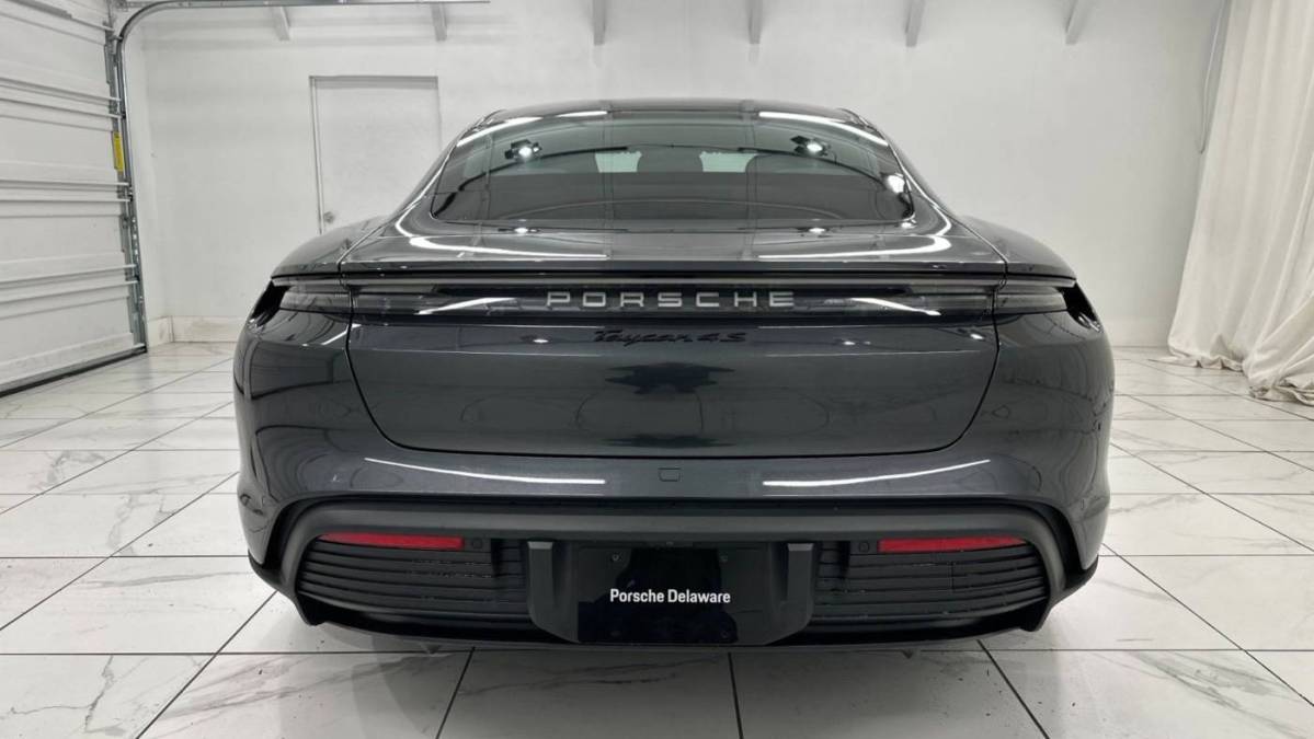 2025 Porsche Taycan - Images - 11