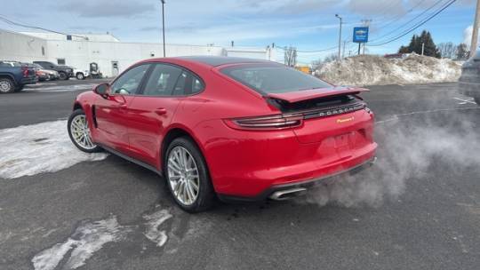 2018 Porsche Panamera - Images - 5