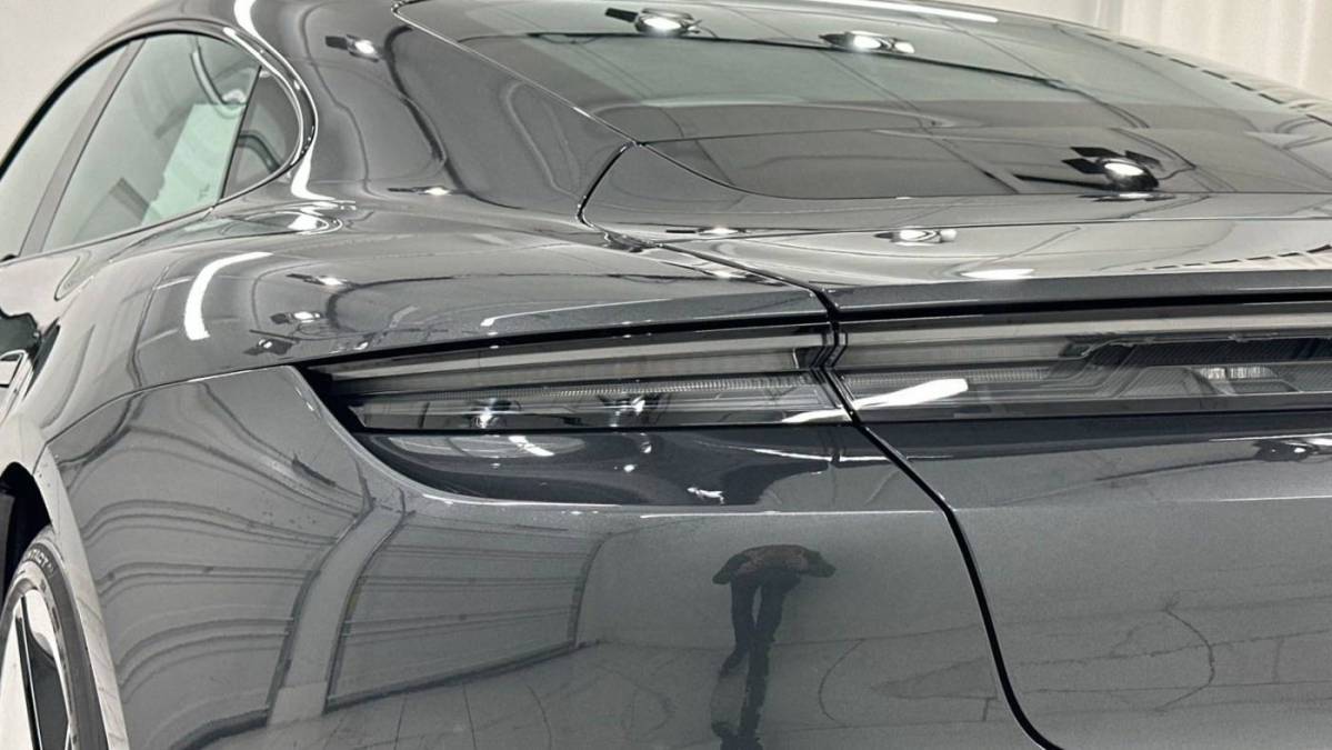 2025 Porsche Taycan - Images - 14