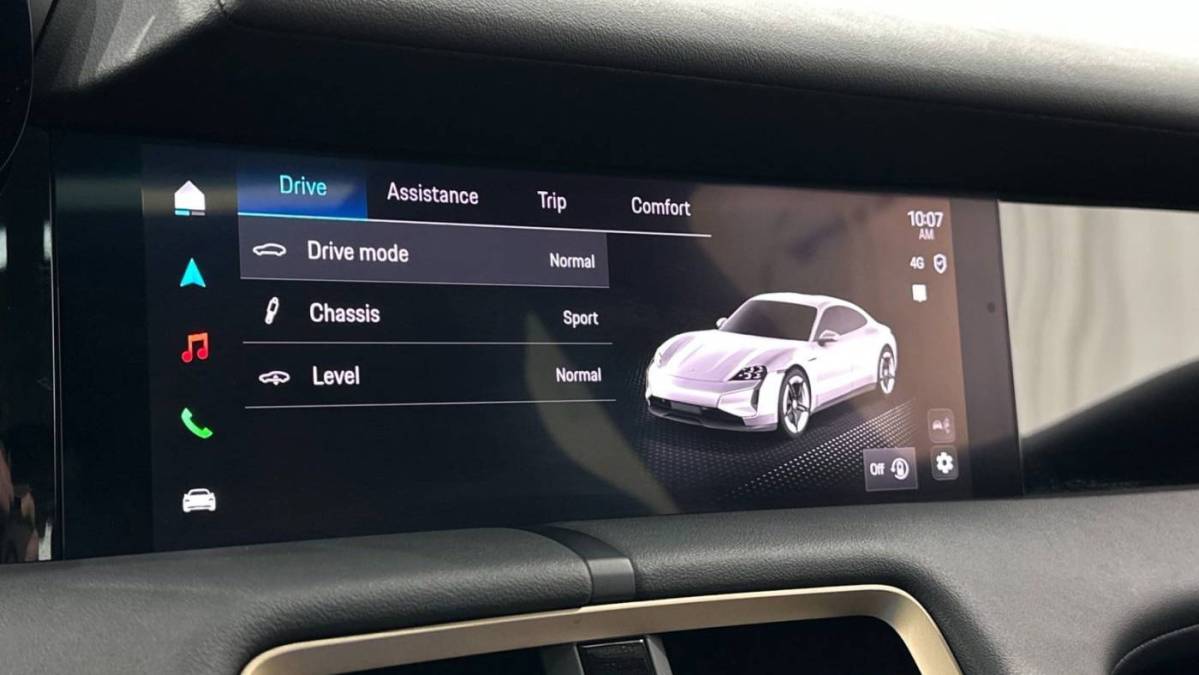 2025 Porsche Taycan - Images - 38