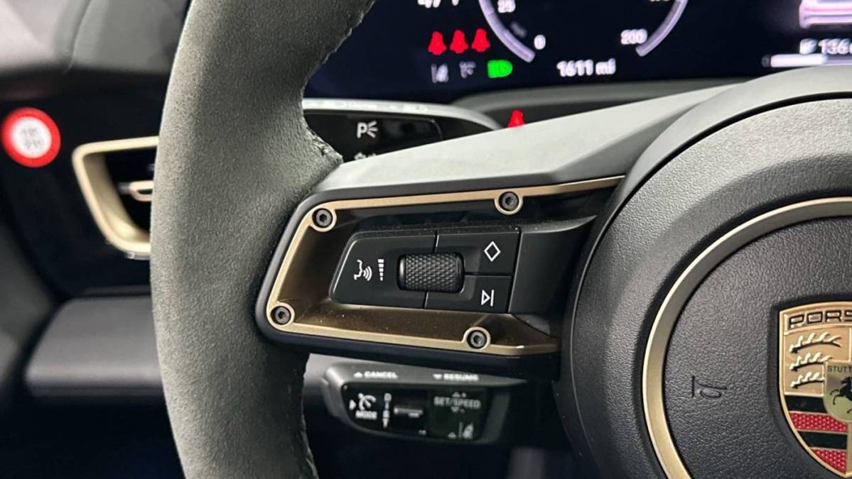 2025 Porsche Taycan - Images - 41