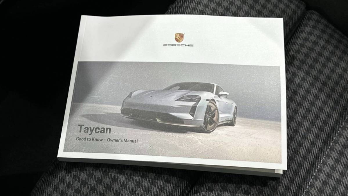 2025 Porsche Taycan - Images - 50