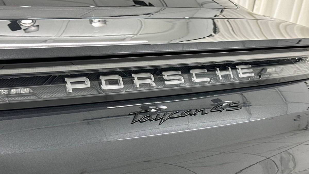 2025 Porsche Taycan - Images - 55