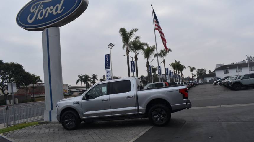 2024 Ford F-150 Lightning 1FT6W5L79RWG27532