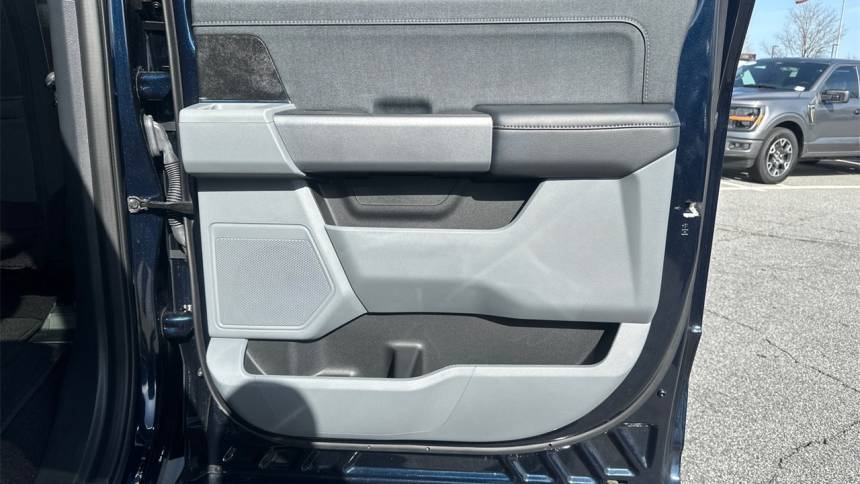 2024 Ford F-150 Lightning 1FTVW3LK5RWG10649