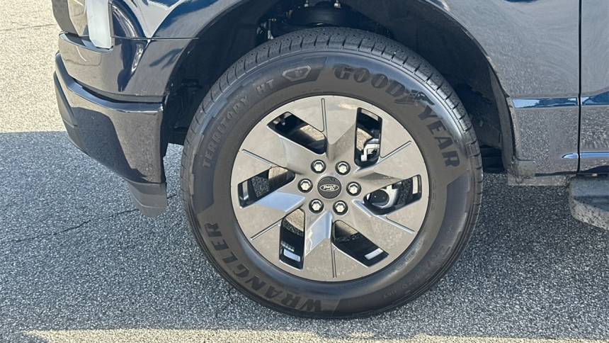 2024 Ford F-150 Lightning 1FTVW3LK5RWG10649