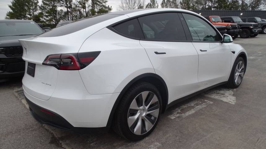 2021 Tesla Model Y 5YJYGDEE1MF146506