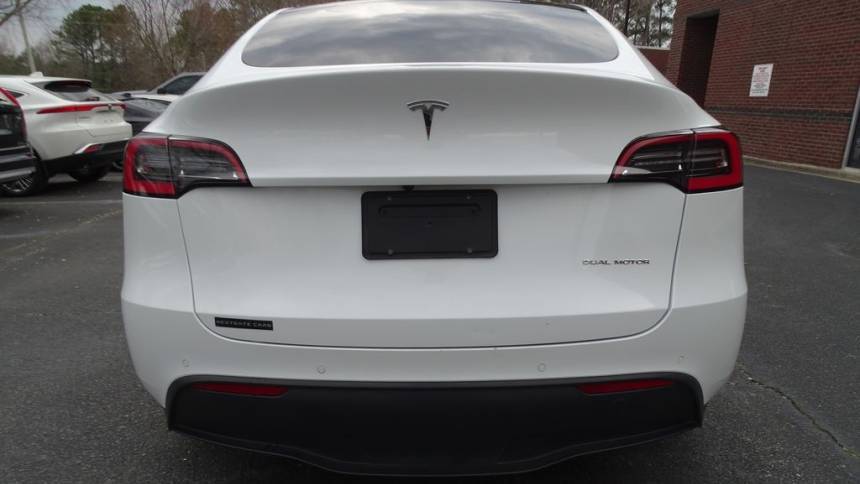 2021 Tesla Model Y 5YJYGDEE9MF079847