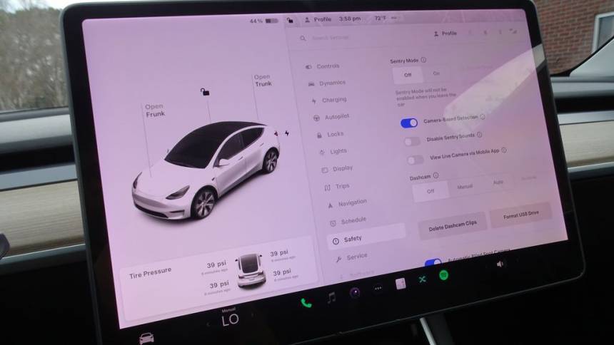 2021 Tesla Model Y 5YJYGDEE9MF079847