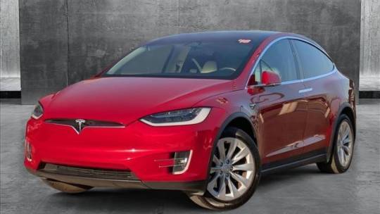 2018 Tesla Model X 5YJXCBE27JF129559