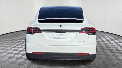 2018 Tesla Model X 5YJXCDE2XJF118972