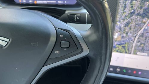 2018 Tesla Model X 5YJXCDE2XJF118972