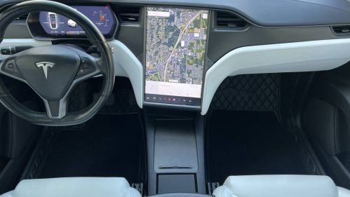 2018 Tesla Model X 5YJXCDE2XJF118972