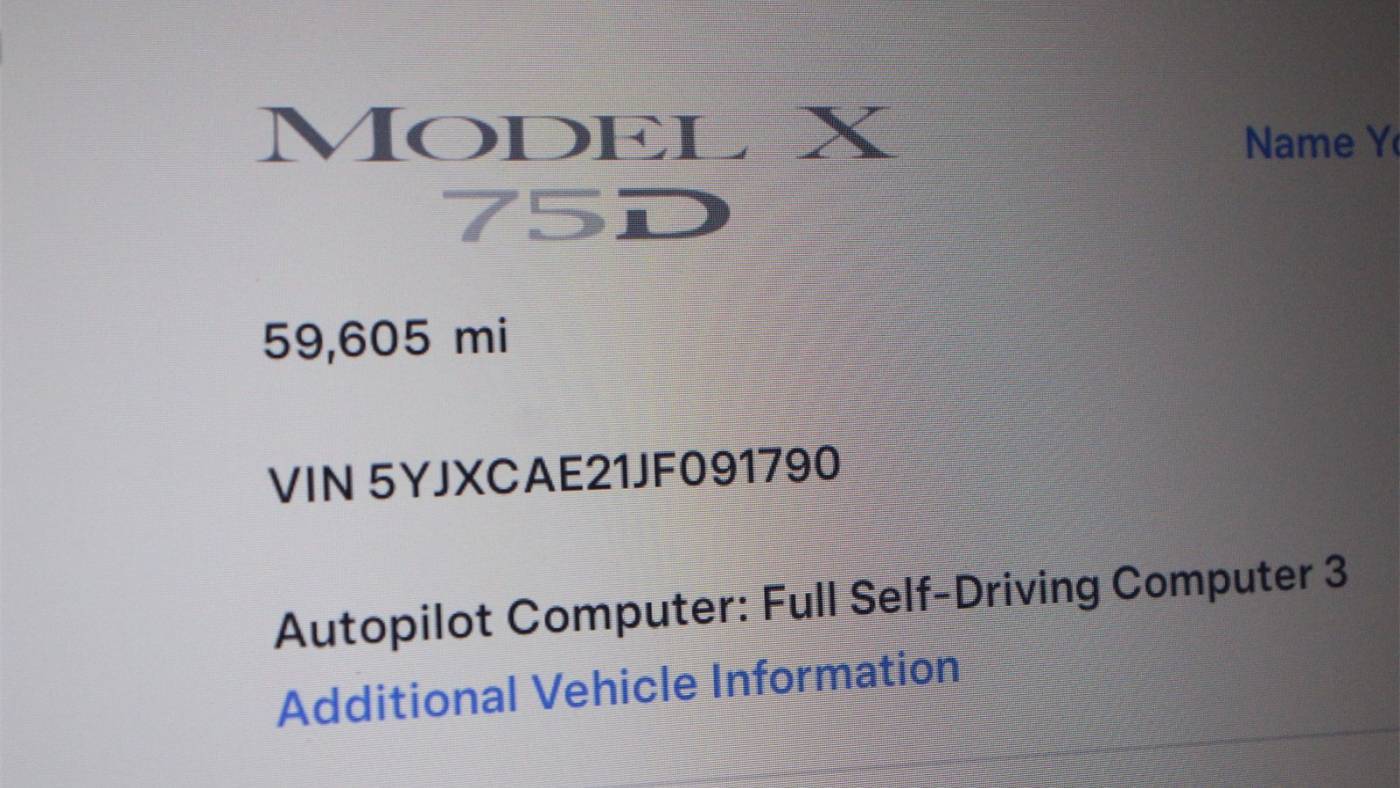 2018 Tesla Model X 5YJXCAE21JF091790