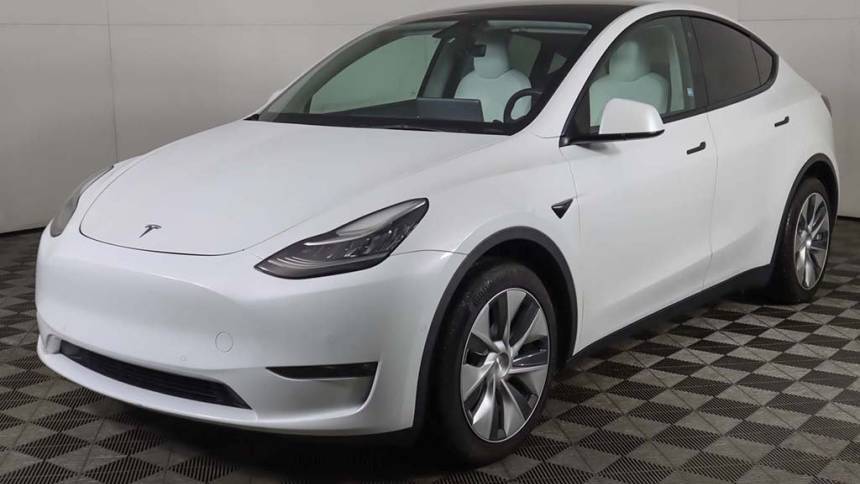 2022 Tesla Model Y 7SAYGDEE9NF367307