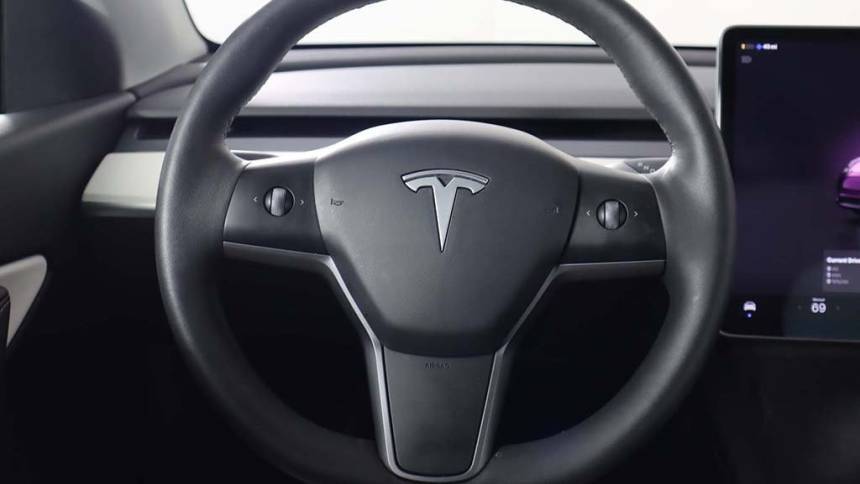 2022 Tesla Model Y 7SAYGDEE9NF367307