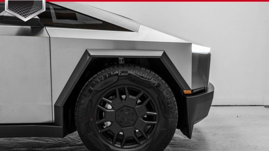 2024 Tesla Cybertruck - Images - 10